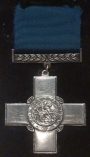 Королева вручила Георгиевский крест Национальной службе здравоохранения