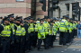 Офицеры полиции Лондона были уволены после того, как остановили и обыскивали темнокожих спортсменов без уважительной причины