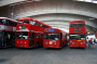 Сегодня на улицах Северного Лондона появились красные винтажные автобусы
