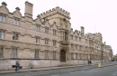 Новые данные показывают уровень среднего заработка выпускников вузов Оксфорда